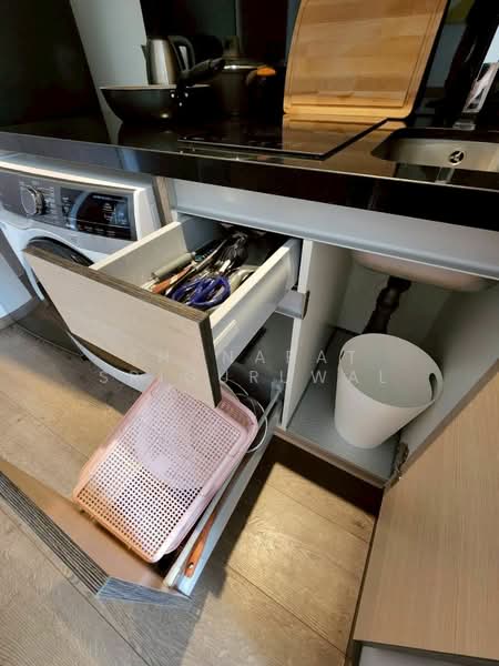 Park Origin Phrom Phong (Park 24), Bangkok, 68 Soi Sukhumvit 24, Khong Tan, Khlong Toei, Bangkok, 1 Bedroom, 28 sqm, Condo For Sale, by Thanapat Sriguruwal, 500158270 - DDproperty.com