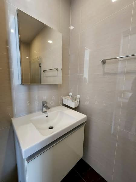 Park Origin Phrom Phong (Park 24), Bangkok, 68 Soi Sukhumvit 24, Khong Tan, Khlong Toei, Bangkok, 1 Bedroom, 28 sqm, Condo For Sale, by Thanapat Sriguruwal, 500158270 - DDproperty.com