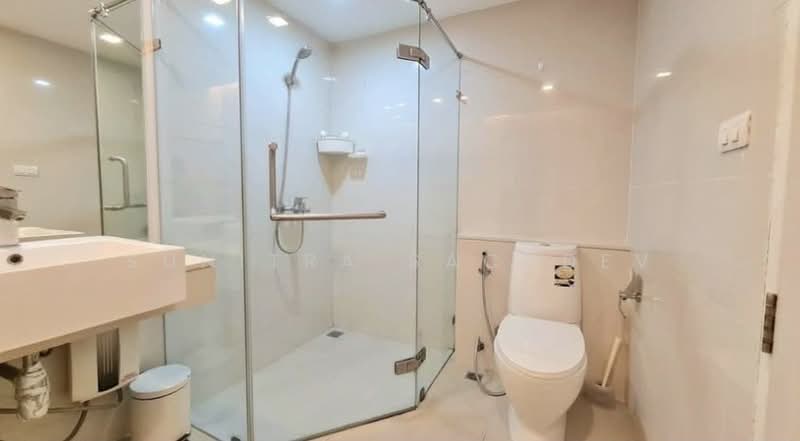 Le Nice Ekamai, Bangkok, Sukhumvit 63 Road, Phra Kanong Nua, Watthana, Bangkok, 1 Bedroom, 50 sqm, Condo For Rent, by Sunitra Sachdev, 500158274 - DDproperty.com