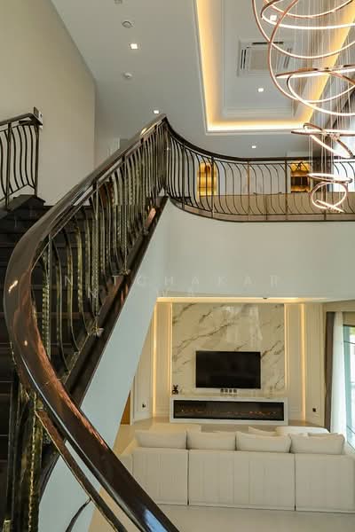 Grand Bangkok Boulevard Krungthepkritha, Bangkok, Srinakarin-Romklao Road, Khlong Sam Prawet, Lat Krabang, Bangkok, 4 Bedrooms, 521 sqm, Single Detached House For Rent, by Nitchakarn  Wanitwichakornkit , 500158303 - DDproperty.com