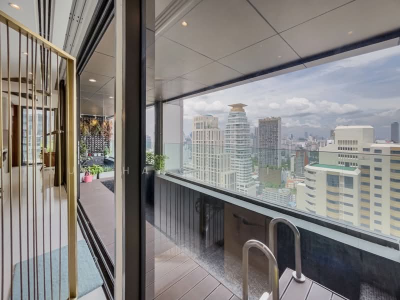 Vittorio 39, Bangkok, 8 Sukhumvit, Khlong Tan Nua, Watthana, Bangkok, 3 Bedrooms, 360 sqm, Condo For Sale, by Nuttharom Linla , 500158308 - DDproperty.com