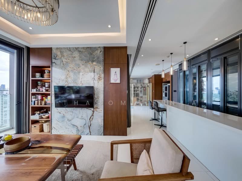Vittorio 39, Bangkok, 8 Sukhumvit, Khlong Tan Nua, Watthana, Bangkok, 3 Bedrooms, 360 sqm, Condo For Sale, by Nuttharom Linla , 500158308 - DDproperty.com