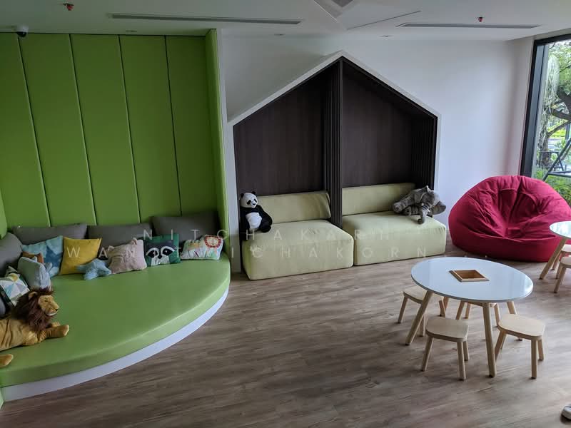 Whizdom Essence, Bangkok, 5 Piyabutr 1 Alley, Bang Chak, Phra Khanong, Bangkok, 1 Bedroom, 35 sqm, Condo For Sale, by Nitchakarn  Wanitwichakornkit , 500158334 - DDproperty.com