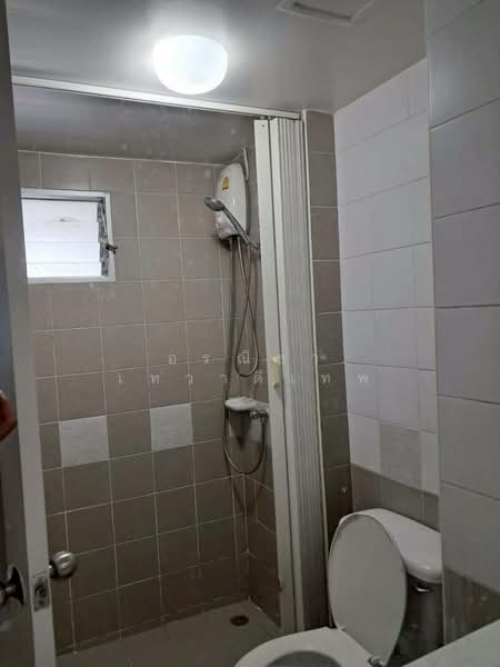 Lumpini Condo Town Bodindecha Ramkhamhaeng, Bangkok, Soi Ramkhamhaeng 43/1, Phlapphla, Wang Thonglang, Bangkok, 1 Bedroom, 28 sqm, Condo For Sale, by อรณิชา เทวาดิเทพ, 500158408 - DDproperty.com