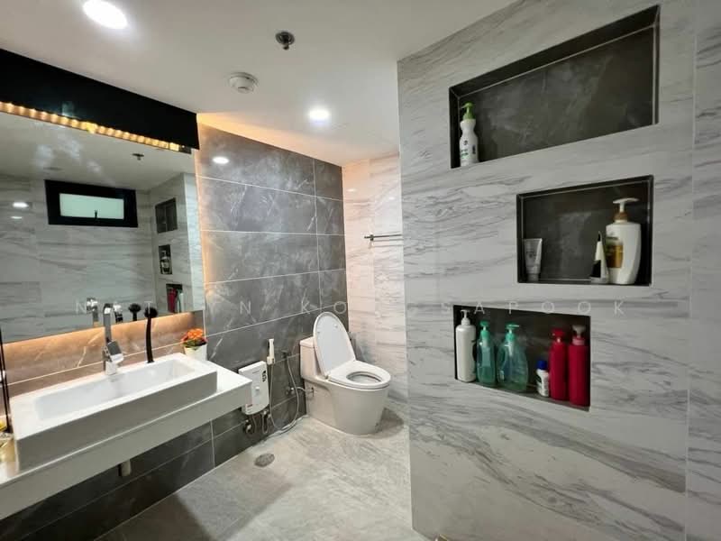 Belle Grand Rama 9, Bangkok, 131 Rama 9 Road, Huai Khwang, Huai Khwang, Bangkok, 2 Bedrooms, 105 sqm, Condo For Rent, by Natlyn Kongsapook, 500158411 - DDproperty.com