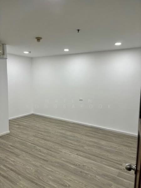 Thew River Place, Bangkok, Jaransanitwong, Bang Yi Khan, Bang Phlat, Bangkok, 3 Bedrooms, 114 sqm, Condo For Sale, by Natlyn Kongsapook, 500158419 - DDproperty.com