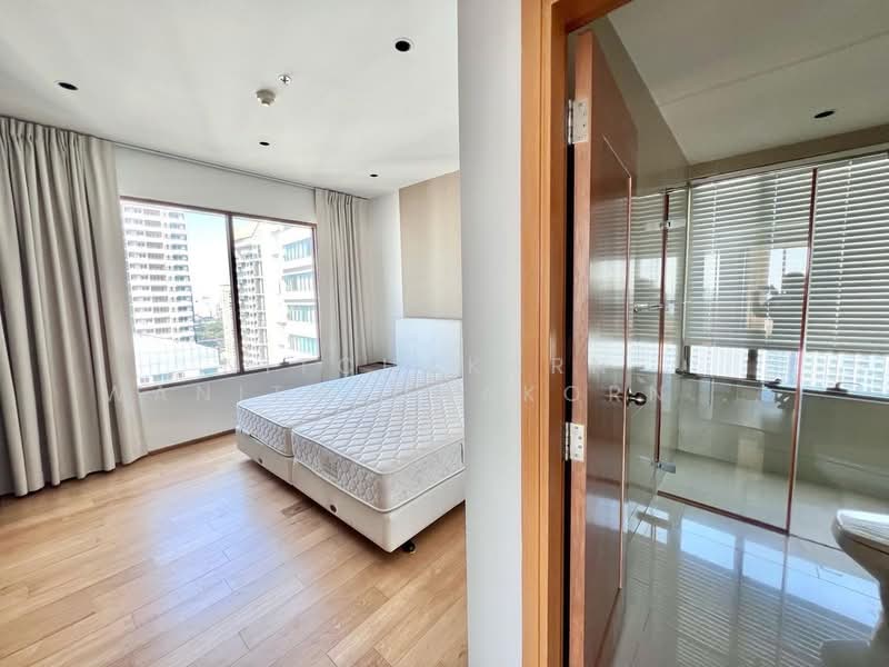 The Emporio Place, Bangkok, 93 Soi Sukhumvit 24, Sukhumvit Road, Khong Tan, Khlong Toei, Bangkok, 3 Bedrooms, 162 sqm, Condo For Rent, by Nitchakarn Wanitwichakornkit , 500158453 - DDproperty.com