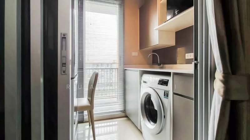 Metro Luxe Rama 4, Bangkok, Ram 4 Road, Phra Kanong, Khlong Toei, Bangkok, 1 Bedroom, 35 sqm, Condo For Sale, by Sirinan Ruangchoti, 500158456 - DDproperty.com