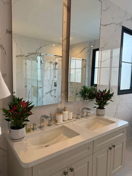 Narasiri Phahol-Watcharapol, Bangkok, Tha Rang, Bang Khen, Bangkok, 4 Bedrooms, 400 sqm, Single Detached House For Rent, by Sirinan Ruangchoti, 500158467 - DDproperty.com