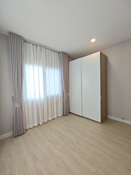 Perfect Park Suvarnabhumi, Bangkok, Romklao Road, Min Buri, Min Buri, Bangkok, 4 Bedrooms, 142 sqm, Single Detached House For Sale, by ธนพร บรรณเกียรติ์, 500158509 - DDproperty.com