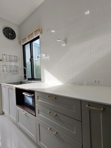 Perfect Park Suvarnabhumi : เพอร์เฟคพาร์ค สุวรรณภูมิ, กรุงเทพ, ถนนร่มเกล้า, มีนบุรี, มีนบุรี, กรุงเทพ, 142 ตร.ม., บ้านเดี่ยว ขาย, โดย ธนพร บรรณเกียรติ์, 500158509 - DDproperty.com