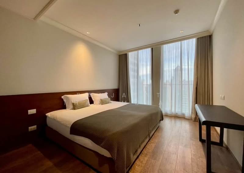 Noble Ploenchit, Bangkok, 1035 Ploenchit Road, Lumphini, Pathum Wan, Bangkok, 3 Bedrooms, 178 sqm, Condo For Rent, by Banjarat Thanomchat, 500158516 - DDproperty.com