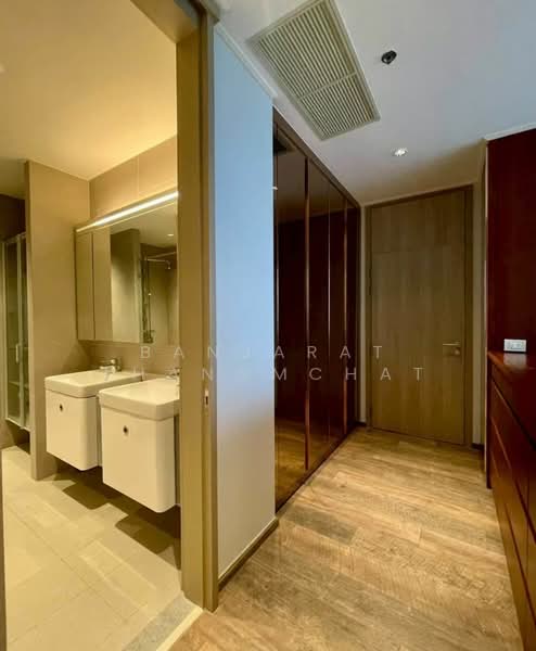 Noble Ploenchit, Bangkok, 1035 Ploenchit Road, Lumphini, Pathum Wan, Bangkok, 3 Bedrooms, 178 sqm, Condo For Rent, by Banjarat Thanomchat, 500158516 - DDproperty.com