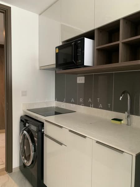 IDEO Mobi Asoke, Bangkok, New Petchaburi Road, Bang Kapi, Huai Khwang, Bangkok, 2 Bedrooms, 55 sqm, Condo For Rent, by Banjarat Thanomchat, 500158537 - DDproperty.com