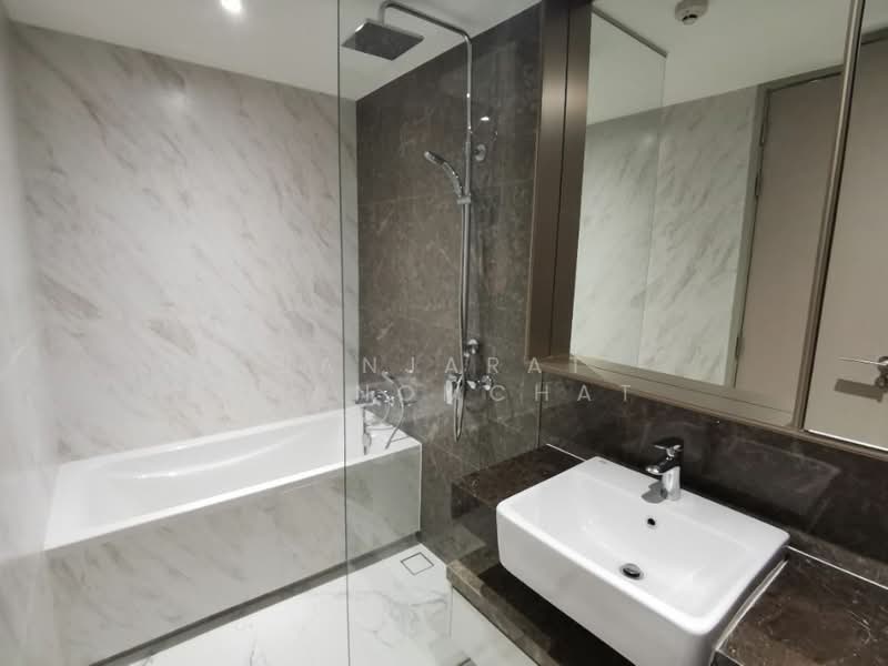 Fynn Asoke, Bangkok, 28 Sukhumvit 10 Alley, Khlong Toei, Khlong Toei, Bangkok, 1 Bedroom, 34 sqm, Condo For Rent, by Banjarat Thanomchat, 500158547 - DDproperty.com