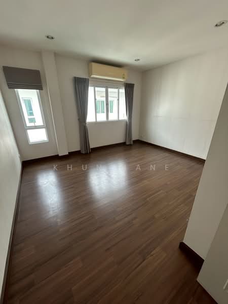 ทาวน์โฮม ให้เช่า อยู่ที่สุขมวิท 62 (SPSJP158), Bangkok, สุขุมวิท62, Bang Chak, Phra Khanong, Bangkok, 4 Bedrooms, 225 sqm, Townhouse For Rent, by Khun Jane, 500158561 - DDproperty.com