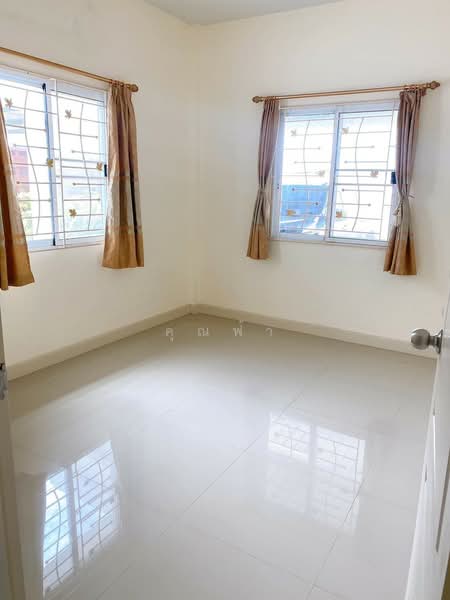 ขายบ้านมารวย มอเตอร์เวย์ ฉะเชิงเทรา บ้านเดี่ยวชั้นเดียว บ้านโปร่ง กว้าง พื้นที่รอบบ้านเยอะ, Chachoengsao, Tha Sa-an, Bang Pakong, Chachoengsao, 3 Bedrooms, 142 sqm, Single Detached House For Sale, by คุณฟ้า, 500158577 - DDproperty.com