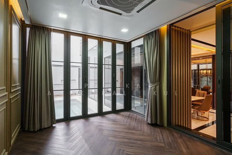 The Urban Reserve Rama 9-Motorway, Bangkok, Phatthanakan Road, Suan Luang, Suan Luang, Bangkok, 4 Bedrooms, 302 sqm, Single Detached House For Sale, by Pemika Aukkaraleekul, 500158615 - DDproperty.com