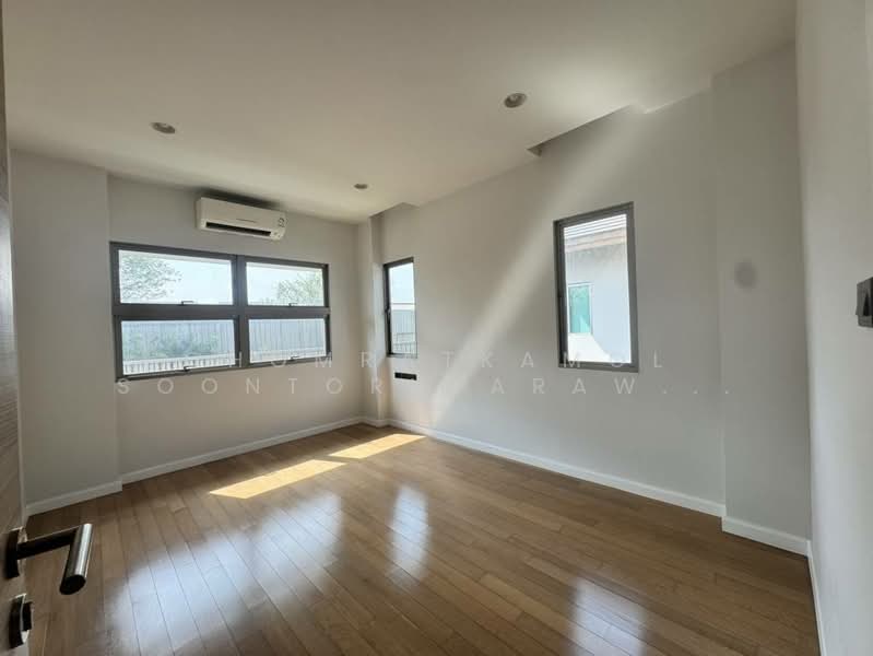 Private Nirvana Through Ekamai – Raminthra, Bangkok, Unnamed Road, Khlong Chan, Bang Kapi, Bangkok, 3 Bedrooms, 365 sqm, Single Detached House For Sale, by Chomratkamol Soontorntarawong (Gor), 500158616 - DDproperty.com