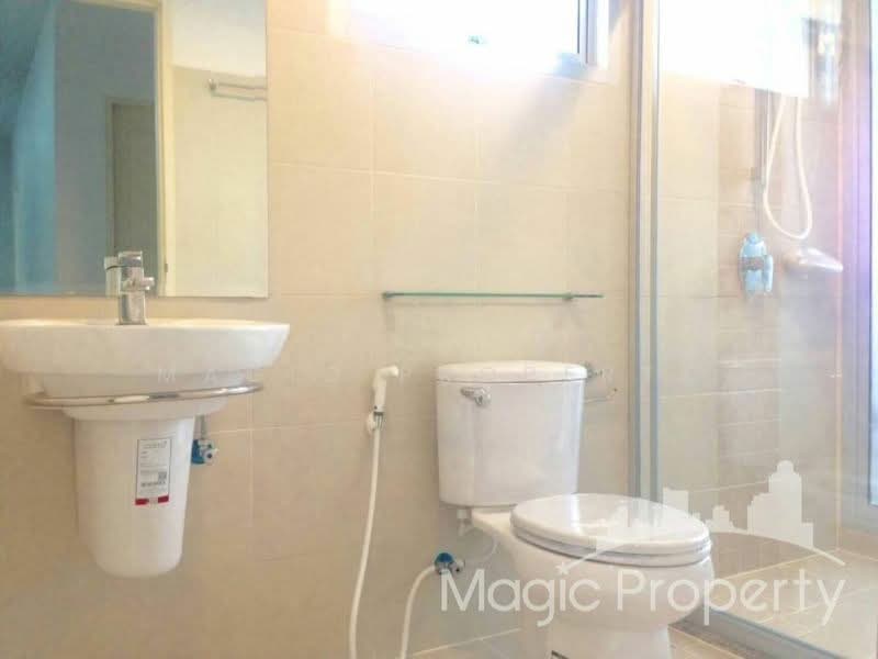 Supalai Park Ekkamai-Thonglor, Bangkok, Petchaburi Road, Bang Kapi, Huai Khwang, Bangkok, 2 Bedrooms, 71 sqm, Condo For Rent, by Magic Property, 500158653 - DDproperty.com