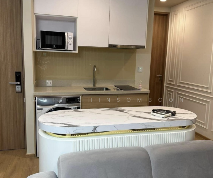 Noble Around Sukhumvit 33, Bangkok, 17 Soi Sukhumvit 33, Khlong Tan Nua, Watthana, Bangkok, 2 Bedrooms, 55 sqm, Condo For Rent, by Tarit Chinsomboon, 500158682 - DDproperty.com