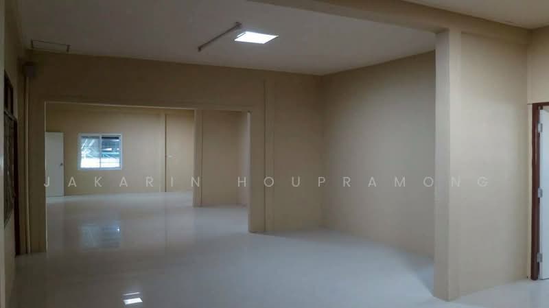 ให้เช่าโกดัง ลาดพร้าว เขตวังทองหลาง กรุงเทพ, Bangkok, Khlong Chaokhun Sing, Wang Thonglang, Bangkok, , 1,270 sqm, Warehouse/Factory For Rent, by Jakarin Houpramong, 500158714 - DDproperty.com