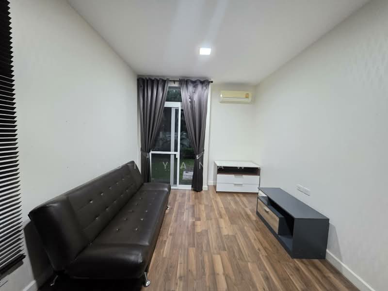 Siwalee Lakeview, Chiang Mai, Mae Hia, Muang Chiang Mai, Chiang Mai, 4 Bedrooms, 200 sqm, Single Detached House For Rent, by Koi Yanawee, 500158720 - DDproperty.com