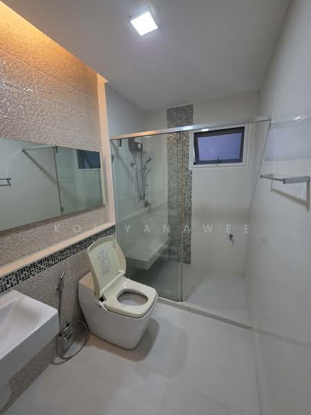 Siwalee Lakeview, Chiang Mai, Mae Hia, Muang Chiang Mai, Chiang Mai, 4 Bedrooms, 200 sqm, Single Detached House For Rent, by Koi Yanawee, 500158720 - DDproperty.com