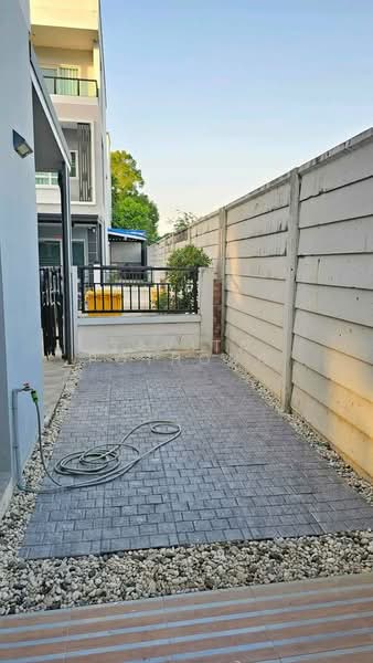 The Ricco Town Watcharapol, Bangkok, Ruammit Pattana, Khlong Tan Nuea, Tha Rang, Bang Khen, Bangkok, 3 Bedrooms, 200 sqm, Townhouse For Sale, by Savita Pothong, 500158728 - DDproperty.com