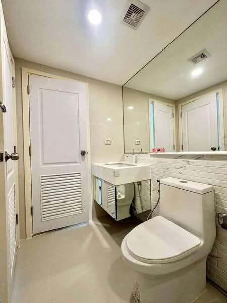 Chateau In Town Major Ratchayothin, Bangkok, 30 Phaholyothin, Chan Kasem, Chatuchak, Bangkok, 2 Bedrooms, 45 sqm, Condo For Rent, by Chavis Laismit, 500158780 - DDproperty.com