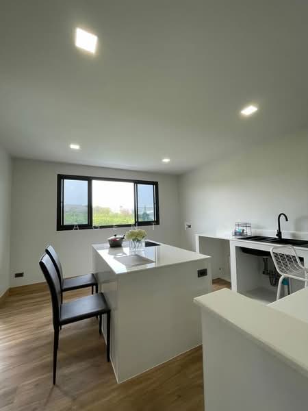 The Harmony, Bangkok, Soi Ramintra 62 Yak 1, Khan Na Yao, Khan Na Yao, Bangkok, 3 Bedrooms, 305 sqm, Townhouse For Rent, by Agent Pla, 500158813 - DDproperty.com