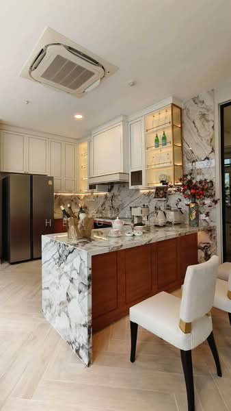 Nantawan Rama 9 - New Krungthepkreetha, Bangkok, Saphan Sung, Saphan Sung, Bangkok, 5 Bedrooms, 450 sqm, Single Detached House For Rent, by Gun Henglite , 500158831 - DDproperty.com