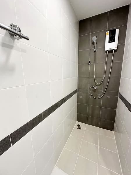 A Space Asoke-Ratchada, Bangkok, 624 Asoke-Dindaeng Road, Din Daeng, Din Daeng, Bangkok, 1 Bedroom, 35 sqm, Condo For Sale, by Methee Chaopanich, 500158847 - DDproperty.com