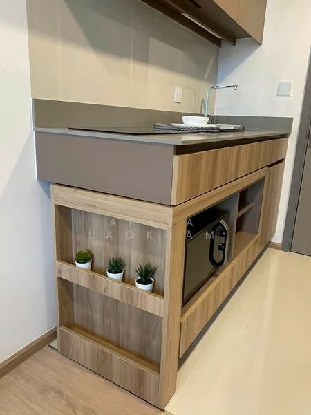 Taka Haus, Bangkok, 99 Soi Ekamai 10, Khlong Tan Nua, Watthana, Bangkok, 1 Bedroom, 31 sqm, Condo For Rent, by Araya Laokham, 500158858 - DDproperty.com