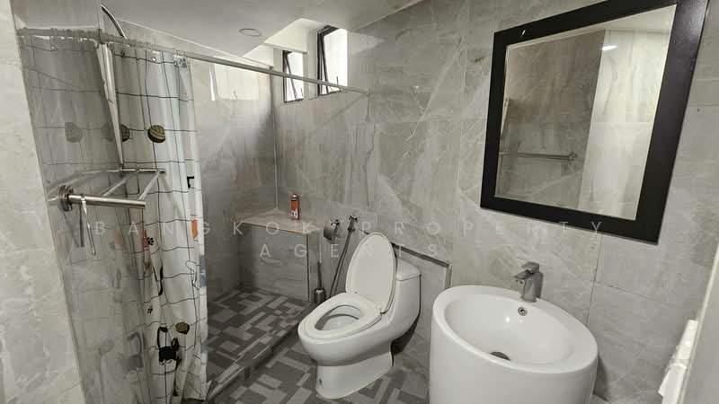 President Park Sukhumvit 24, Bangkok, 99 Sukhumvit 24 Alley, Khlongtoei Nua, Watthana, Bangkok, 3 Bedrooms, 223 sqm, Condo For Rent, by BANGKOK PROPERTY AGENTS, 500158928 - DDproperty.com