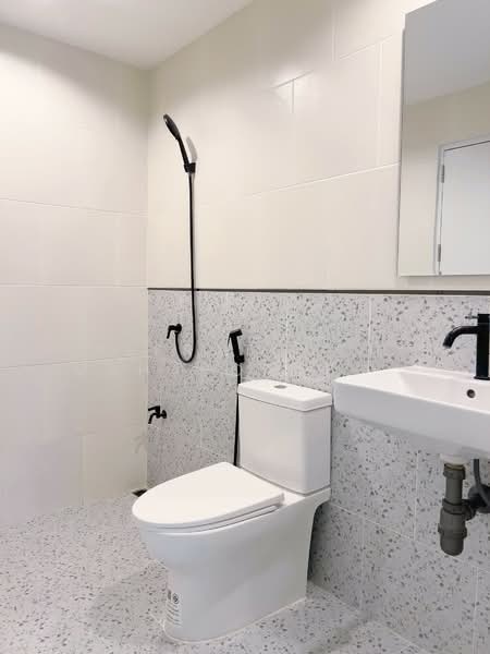 เอราวัณ, Pathum Thani, ลำลูกกา, Lat Sawai, Lam Luk Ka, Pathum Thani, 2 Bedrooms, 120 sqm, Townhouse For Sale, by Peeratouch Mahapornpaisarn, 500158960 - DDproperty.com