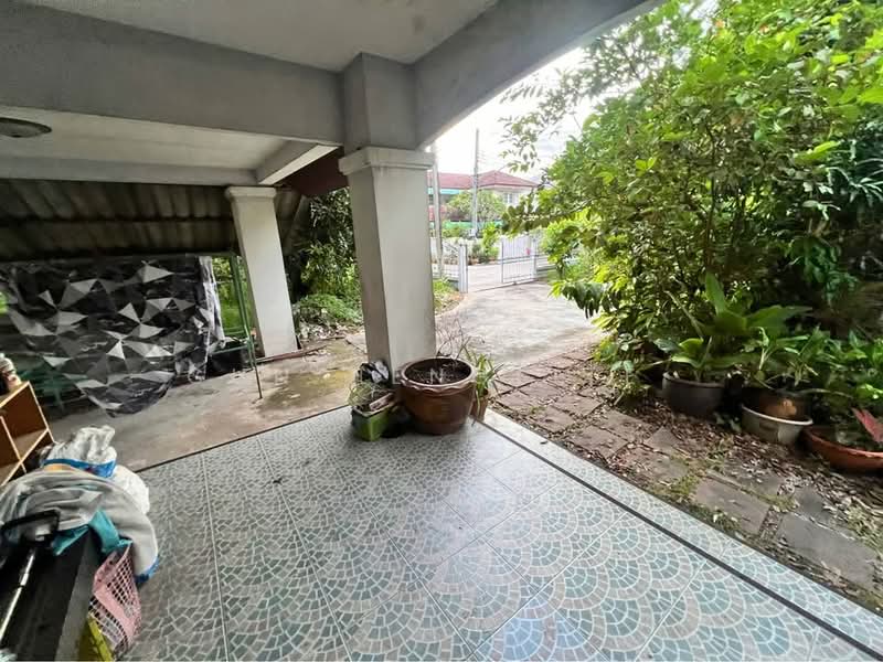 3-BR House, Bangkok, Sam Wa Tawan Ok, Khlong Sam Wa, Bangkok, 3 Bedrooms, 204 sqm, Single Detached House For Sale, by Gun Henglite , 500158964 - DDproperty.com