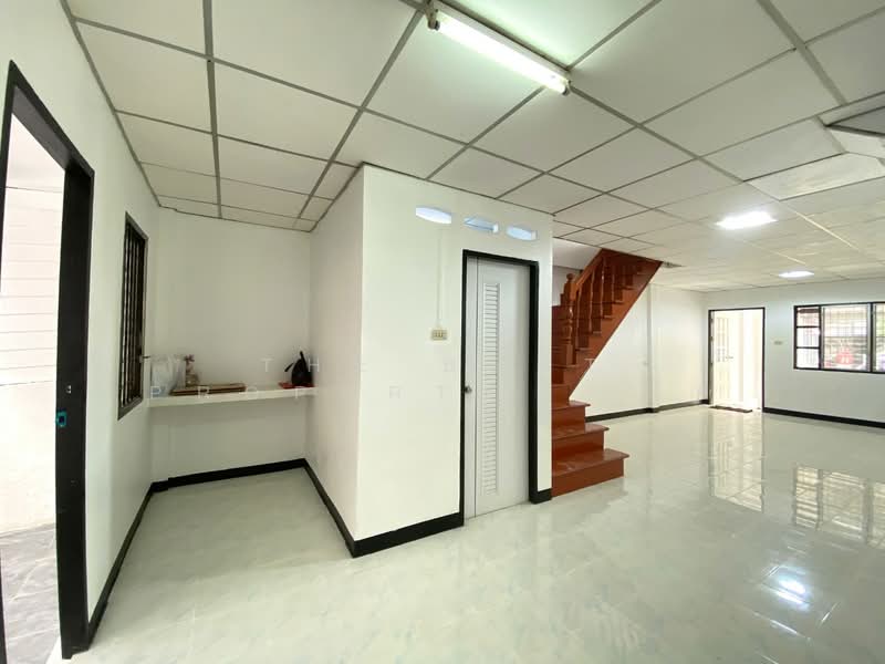 หมู่บ้านพระปิ่น8 แพรกษา, Samut Prakan, Phraeksa, Muang Samut Prakarn, Samut Prakan, 2 Bedrooms, 120 sqm, Townhouse For Sale, by The Best Property   โอ๋, 500158998 - DDproperty.com