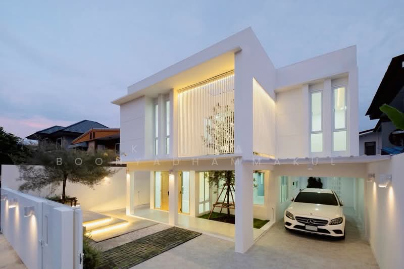 บ้าน 4-ห้องนอน, กรุงเทพ, คลองกุ่ม, บึงกุ่ม, กรุงเทพ, 250 ตร.ม., บ้านเดี่ยว ขาย, โดย Kitnipat Boonyadhammakul, 500159033 - DDproperty.com