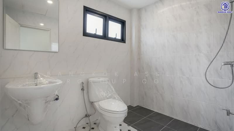 Thanasiri Rattanathibet : ธนาสิริ รัตนาธิเบศร์, นนทบุรี, บางรักใหญ่, บางบัวทอง, นนทบุรี, 188 ตร.ม., บ้านเดี่ยว ขาย, โดย Bangkok Asset Intergroup Co.,Ltd. Ltd., 500159035 - DDproperty.com