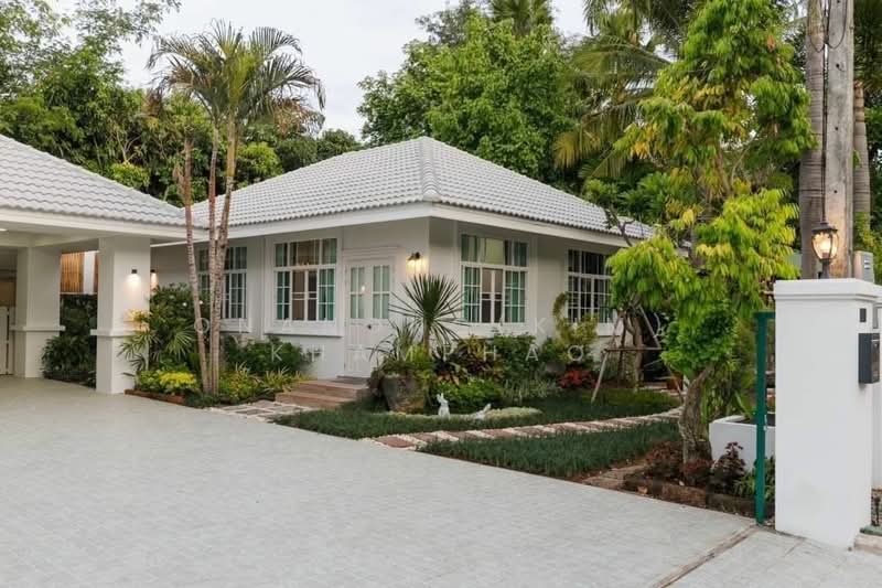 Fah Luang Village, Chiang Mai, San Ton Pao, San Kamphaeng, Chiang Mai, 6 Bedrooms, 450 sqm, Single Detached House For Sale, by Onanong(Kim) Khamphao, 500159041 - DDproperty.com