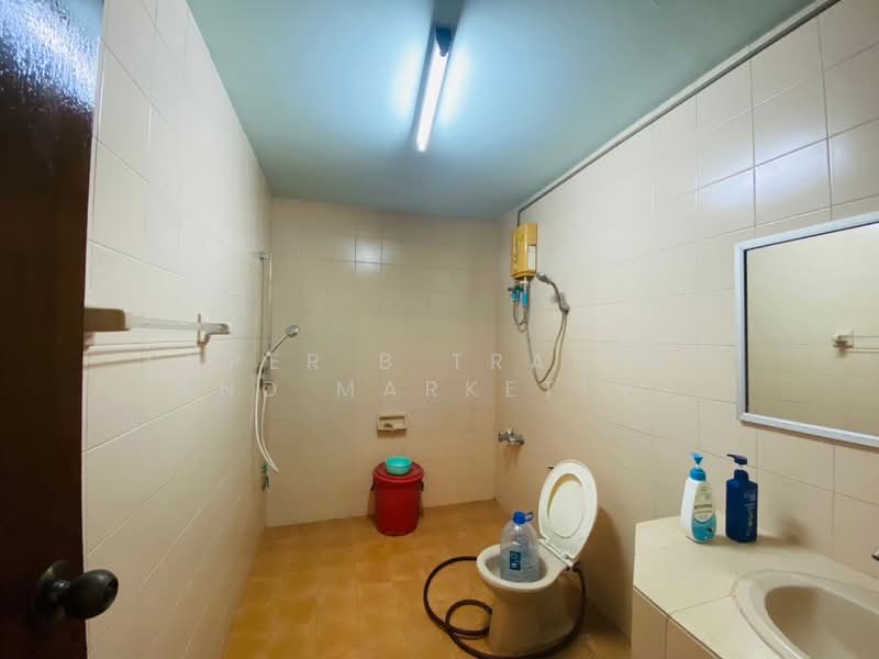 Panwadee Village, Bangkok, Lat Phrao Road 62, Wang Thonglang, Wang Thonglang, Bangkok, 4 Bedrooms, 200 sqm, Townhouse For Sale, by SUPER B TRADING AND MARKETING, 500159044 - DDproperty.com