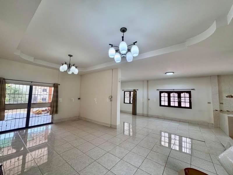 ็House and Land in Phitsanulok, Phitsanulok, Aranyik, Muang Phitsanulok, Phitsanulok, 4 Bedrooms, 300 sqm, Single Detached House For Sale, by ณิชชา รุ่งเรืองมิตร, 500159062 - DDproperty.com