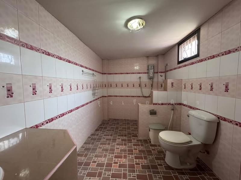 ็House and Land in Phitsanulok, Phitsanulok, Aranyik, Muang Phitsanulok, Phitsanulok, 4 Bedrooms, 300 sqm, Single Detached House For Sale, by ณิชชา รุ่งเรืองมิตร, 500159062 - DDproperty.com