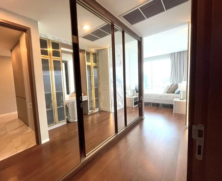 Menam Residences, Bangkok, 2088 Charoenkrung Road, Wat Prayakrai, Bang Kho Laem, Bangkok, 3 Bedrooms, 160 sqm, Condo For Sale, by Knight Frank Chartered (Thailand) Co.,Ltd, 500159068 - DDproperty.com