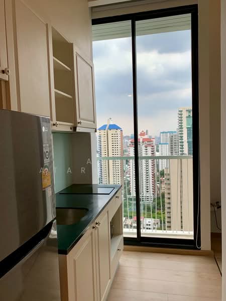 Noble Recole, Bangkok, 77 Soi Sukhumvit 19 Sukhumvit Road, Khlongtoei Nua, Watthana, Bangkok, 1 Bedroom, 60 sqm, Condo For Rent, by Anya Atarchanai , 500159077 - DDproperty.com