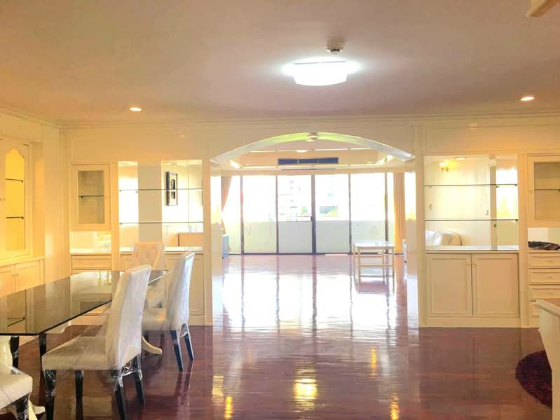 Oriental Towers, Bangkok, 25 Soi Ekkamai 12, Ekkamai Road, Khlong Tan Nua, Watthana, Bangkok, 5 Bedrooms, 452 sqm, Condo For Sale, by Thanitcha Kangkasuwanno, 500159083 - DDproperty.com