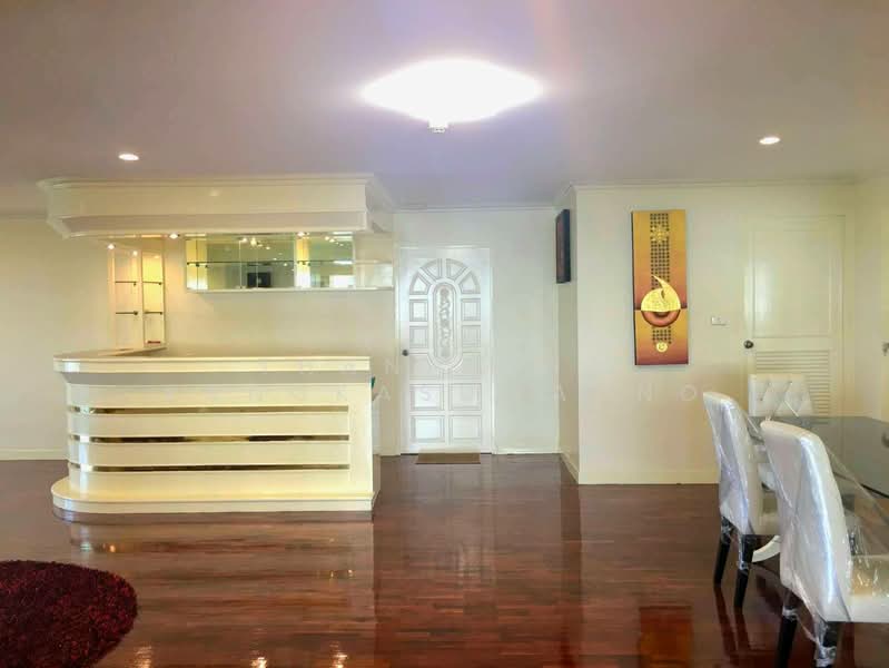 Oriental Towers, Bangkok, 25 Soi Ekkamai 12, Ekkamai Road, Khlong Tan Nua, Watthana, Bangkok, 5 Bedrooms, 452 sqm, Condo For Sale, by Thanitcha Kangkasuwanno, 500159083 - DDproperty.com