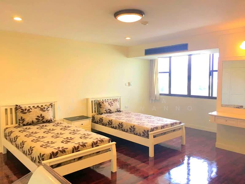 Oriental Towers, Bangkok, 25 Soi Ekkamai 12, Ekkamai Road, Khlong Tan Nua, Watthana, Bangkok, 5 Bedrooms, 452 sqm, Condo For Sale, by Thanitcha Kangkasuwanno, 500159083 - DDproperty.com