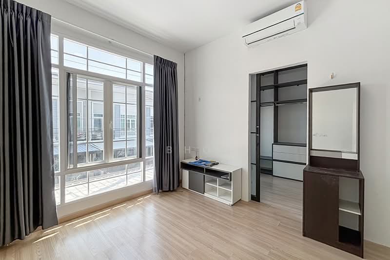 Casa Waterside Rama 5, Nonthaburi, Moo5, Nakhon In Road, Bang Khanun, Bang Kruai, Nonthaburi, 4 Bedrooms, 130 sqm, Townhouse For Sale, by NTBHOME, 500159105 - DDproperty.com